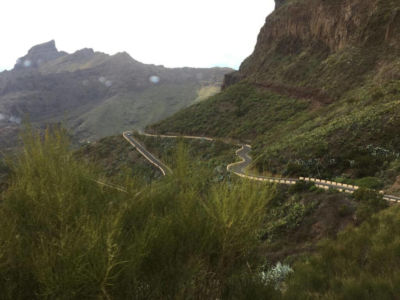 Serpentinen auf dem Weg nach Masca Serpentinen auf dem Weg nach Masca
